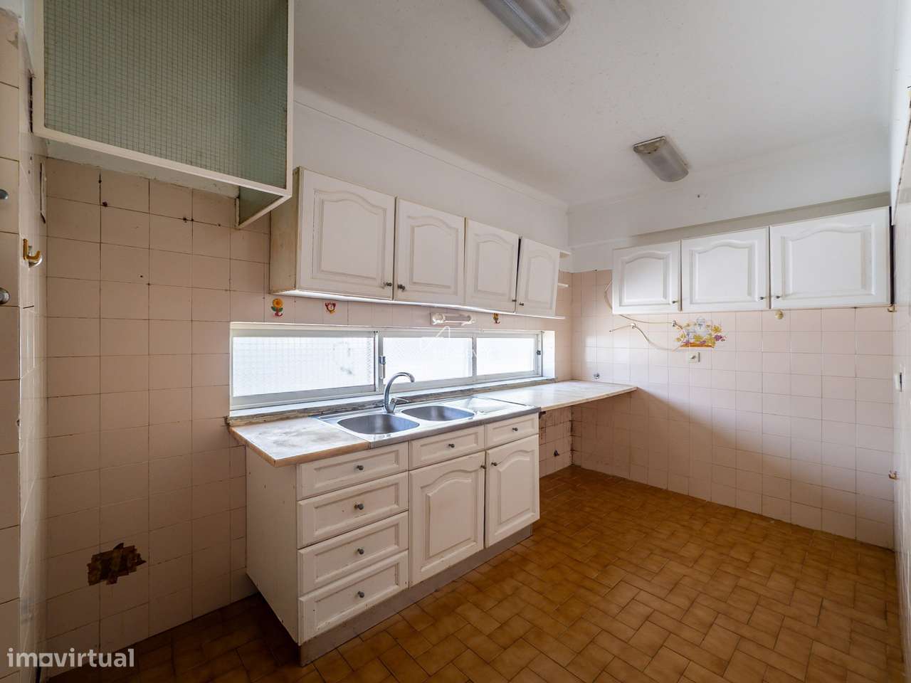 T2 - PARA REMODELAR | BAIRRO DA FLAMENGA - EM FRENTE NOVO HOSPITAL LIS - Grande imagem: 4/21