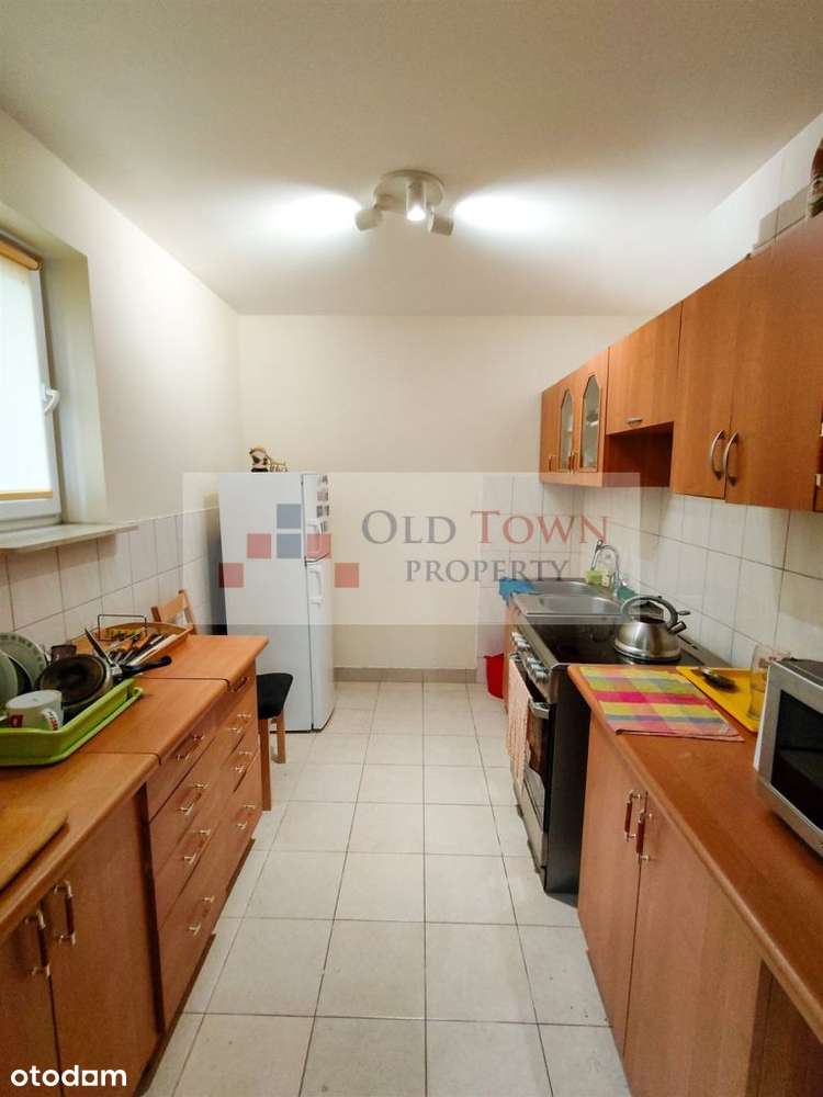 Lokal przerobiony na mieszkanie 2 pokoje suterena-3