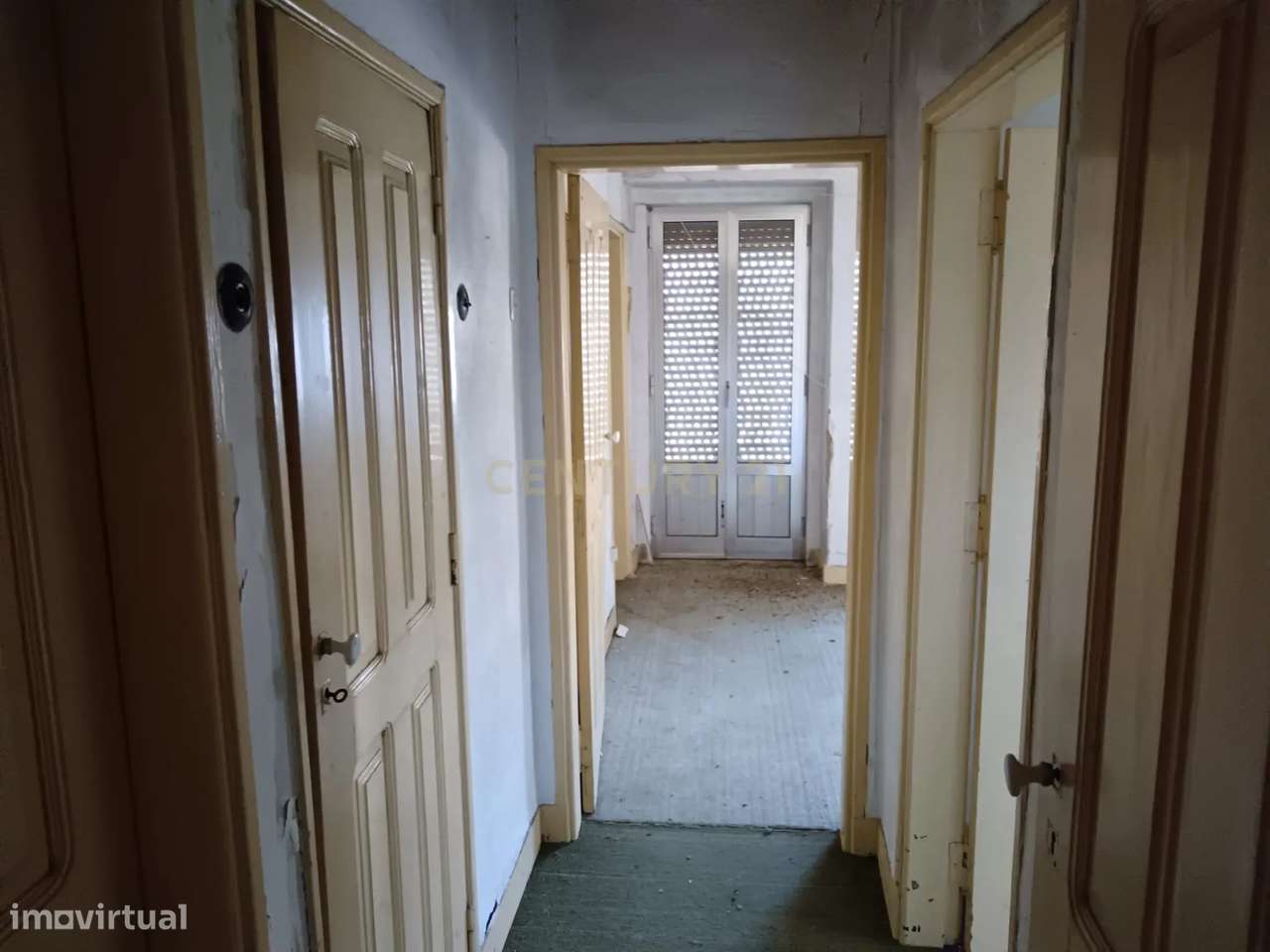 Casa Antiga com Logradouro, em Castelo Branco - Grande imagem: 4/12