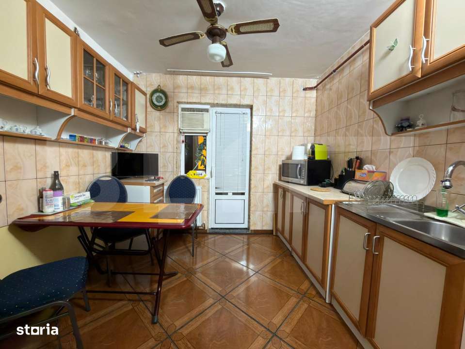 Apartament decomandat, 2 camere, 54 mp, zona Spiru Haret - Imagine principală: 5/10