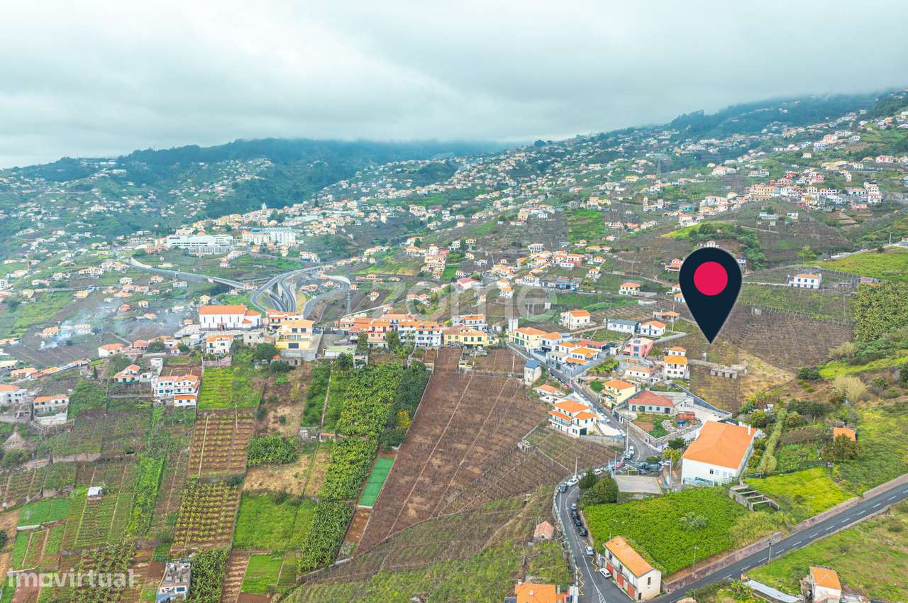 Terreno Rústico em Câmara de Lobos-10