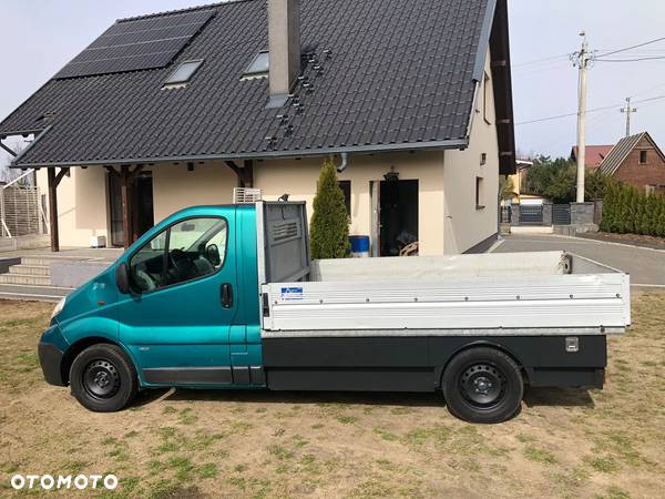 Opel Vivaro - 14