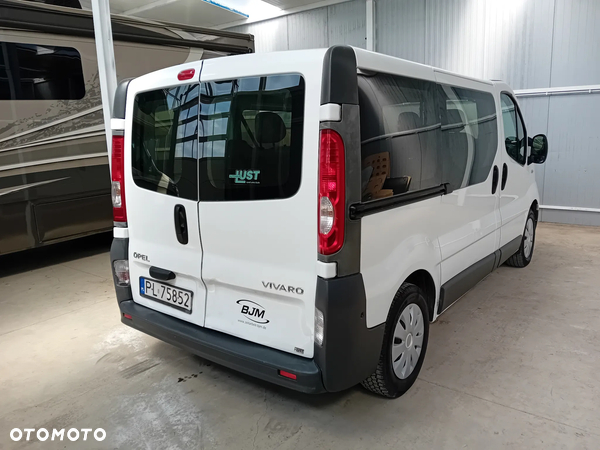 Opel vivaro - 9