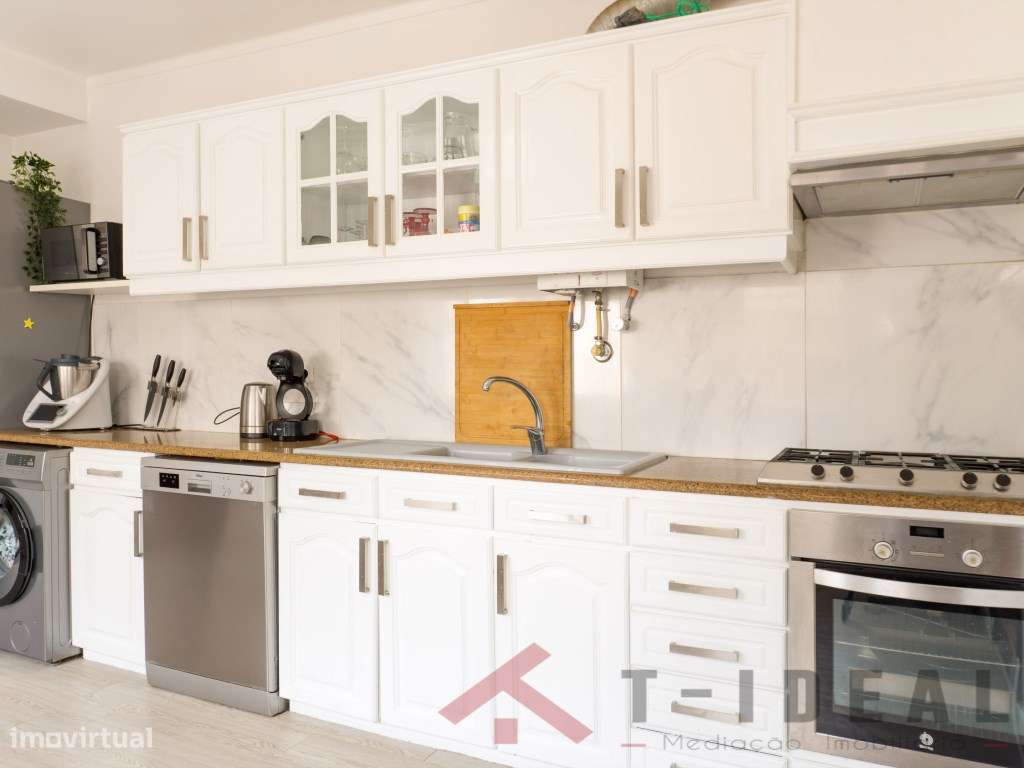 Exclusivo ! Moradia T3 com Vista Mar e Jacuzzi, a 2 Minutos da Prai...-11