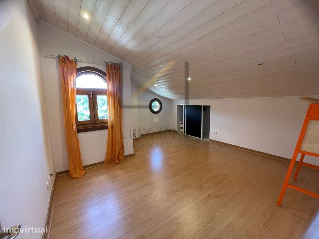 Moradia T4 com piscina e jardim, na Aldeia Grande, Setúbal-35