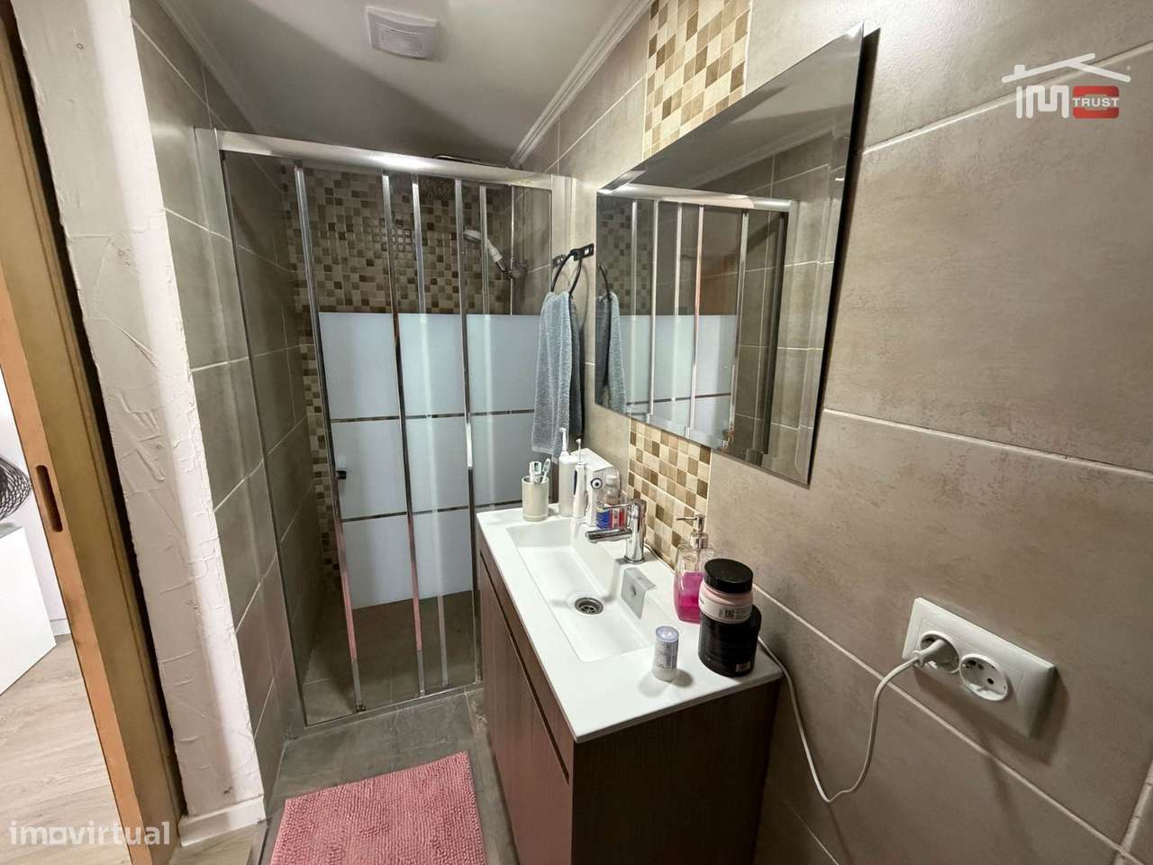 Moradia Isolada T3 + 2 em Palhais, Cozinha Equipada, Amplo Jardim, ...-18
