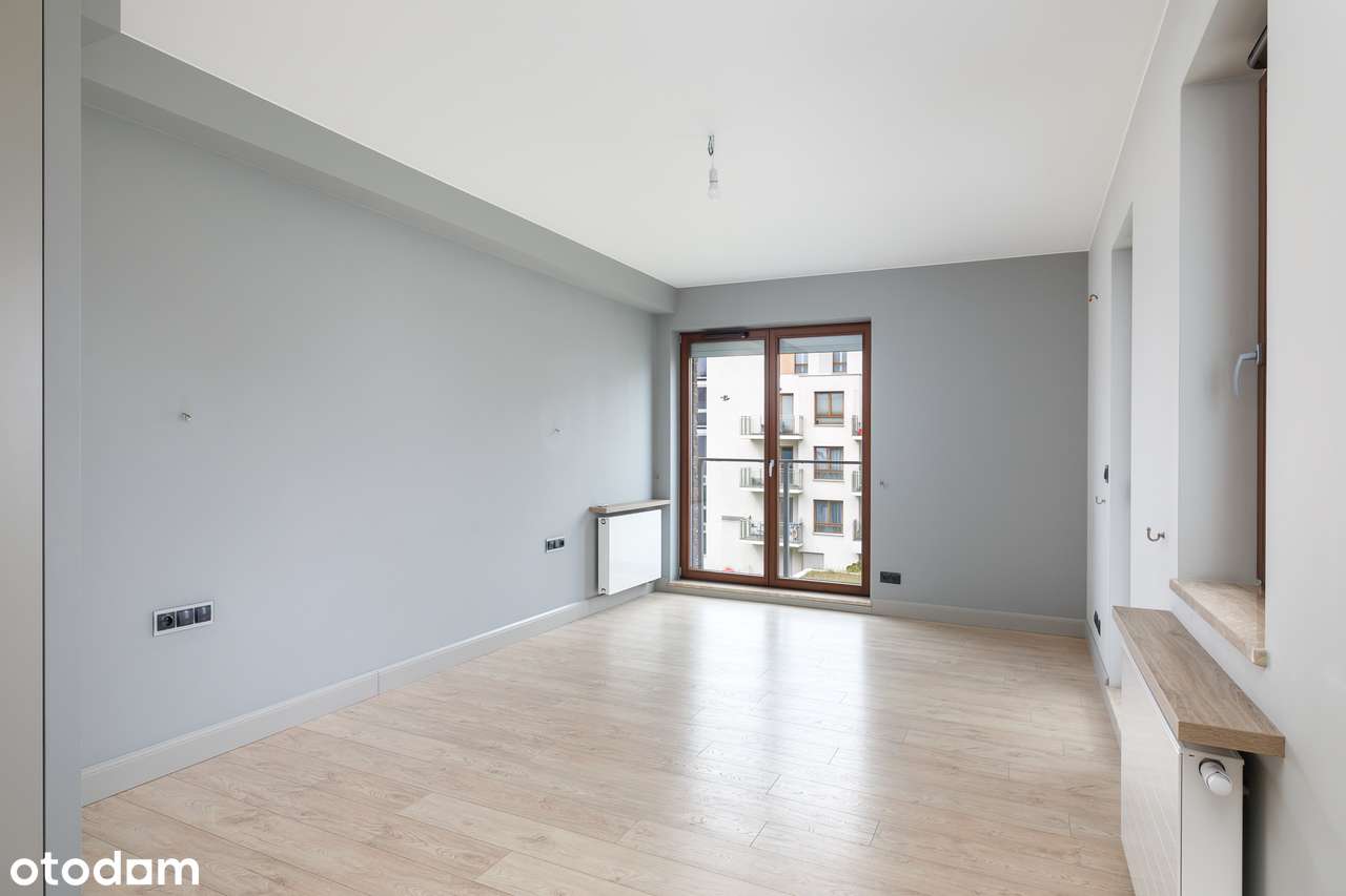 Przestronne mieszkanie z 2 loggiami, 2 miejscami postojowymi i komórką-5