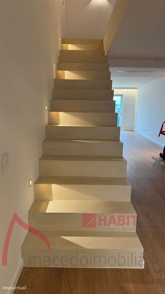 Moradia T3 para venda no Centro Histórico de Braga-7