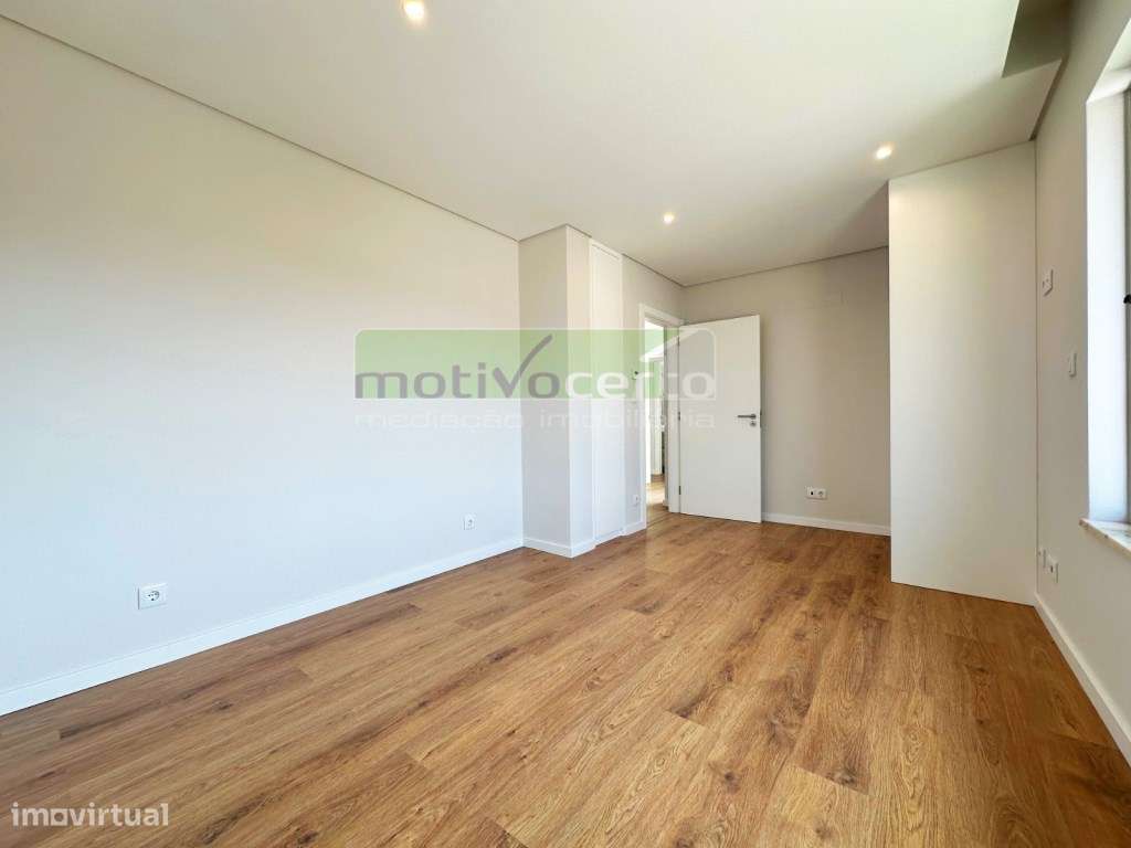 Moradia T3 Nova com Piscina em Leceia. O Seu Novo Lar em Oeiras-8