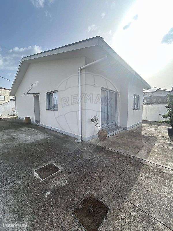 Moradia T2 para venda - Grande imagem: 2/20