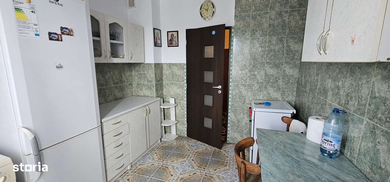 400euro/luna, apartament 3 camere, decomandat, Alexandru - Imagine principală: 2/7