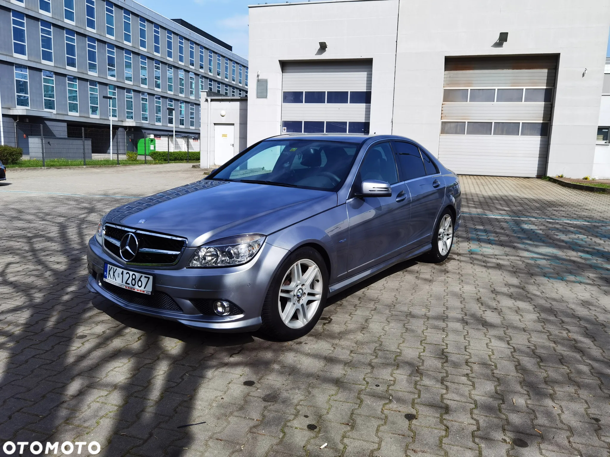 Mercedes-Benz Klasa C 180 BlueEFFICIENCY 7G-TRONIC Avantgarde - 13