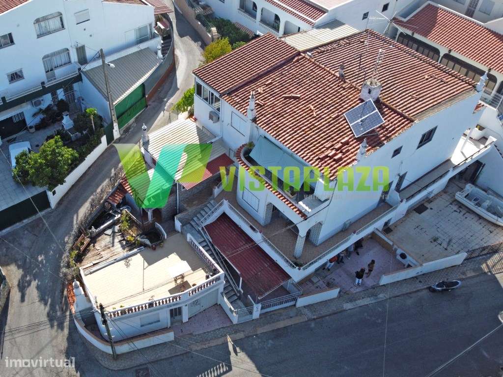 Moradia T4 com Armazém na Mexilhoeira da Carregação - Lagoa, Algarve - Grande imagem: 5/35