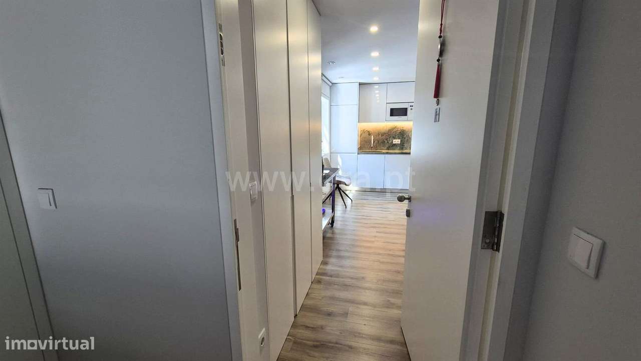 Apartamento T1+1, Santa Maria Maior - Grande imagem: 3/14