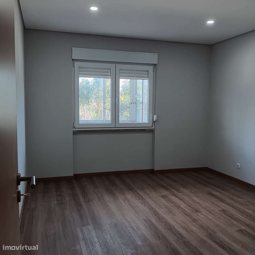 Apartamento T3, TOTALMENTE  REMODELADO, SEIXAL-33