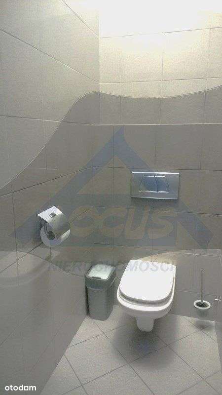 Klimatyzowane Biuro, Metro, 14 Miejsc Postojowych-13