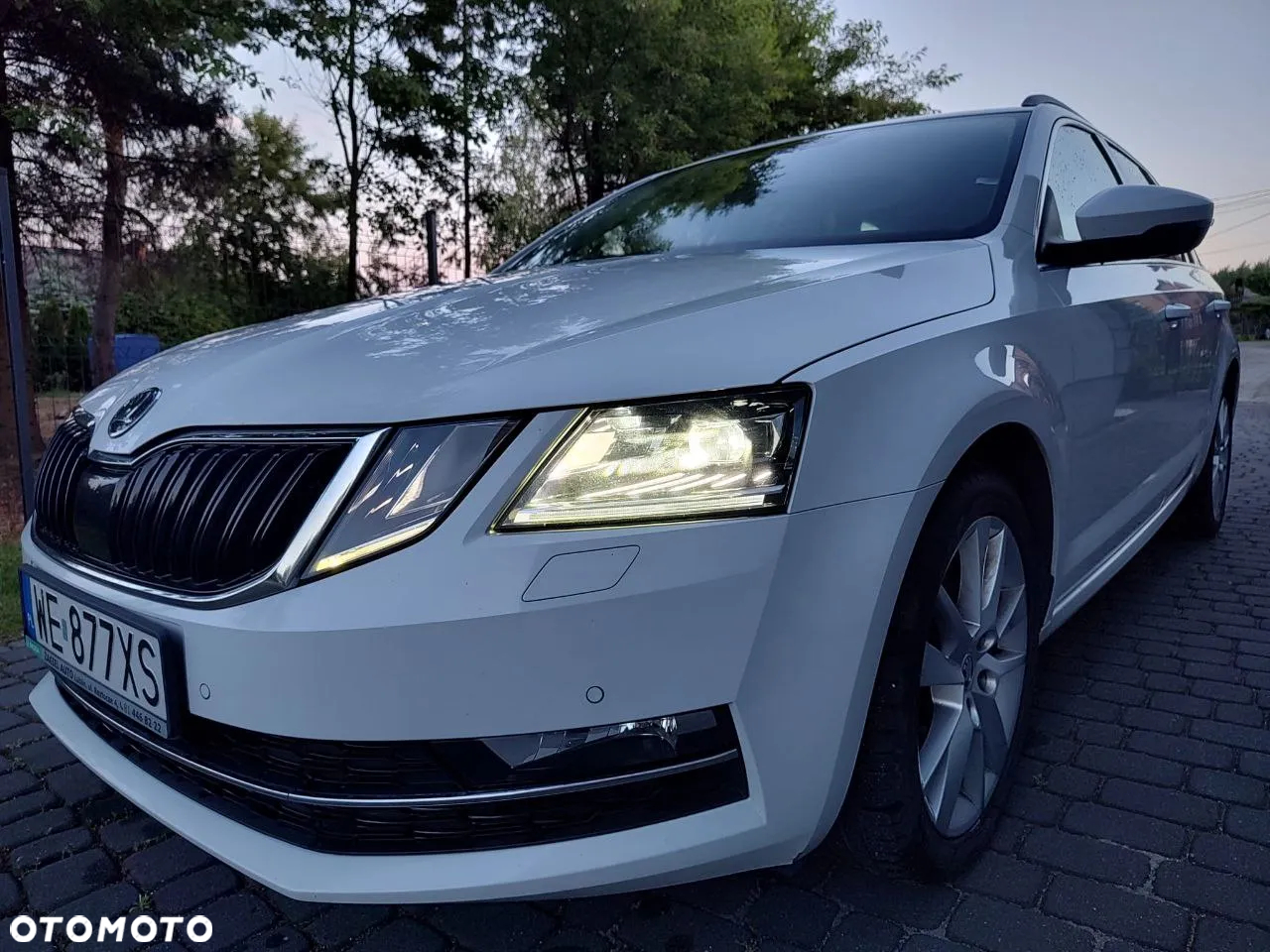 Skoda Octavia 2.0 TDI Style DSG - 5