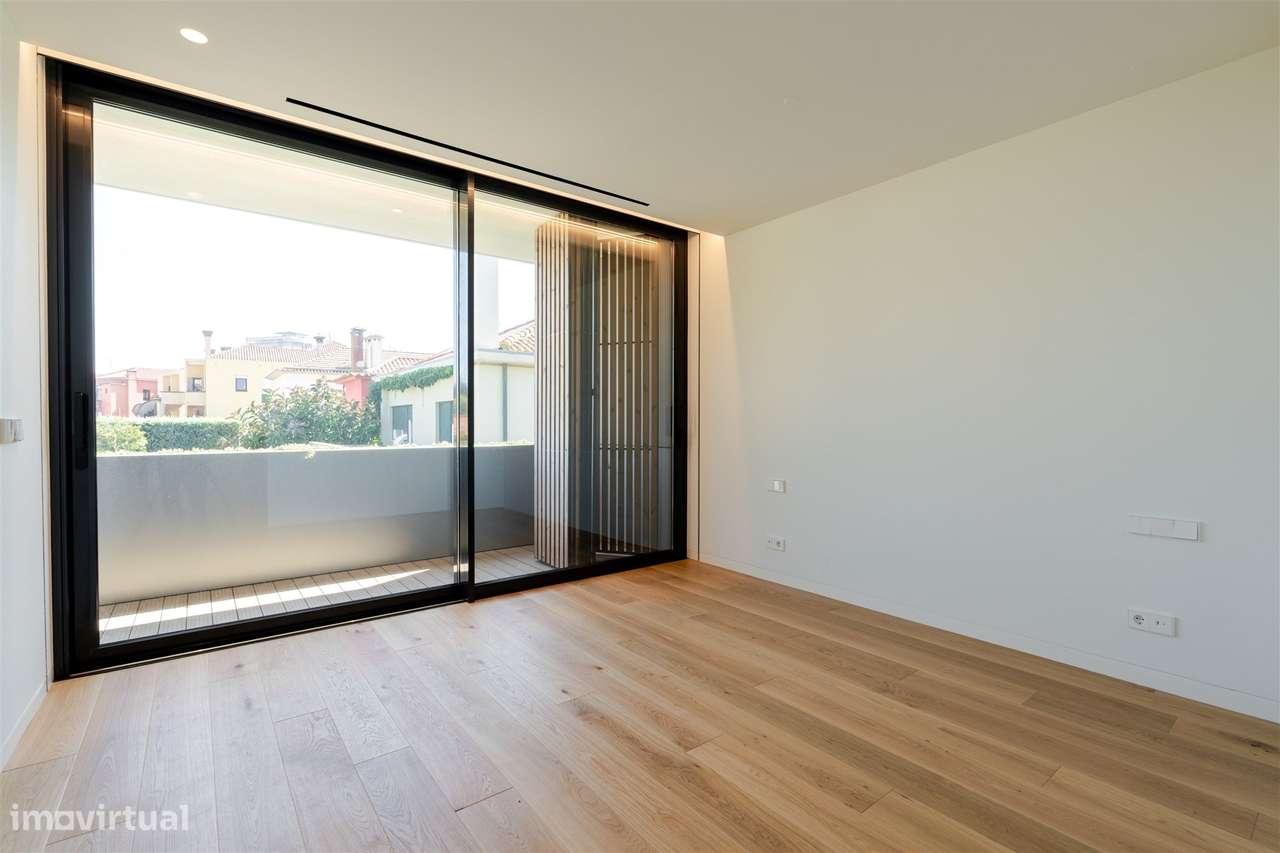Penthouse T4+1 na Foz com piscina e Vista Mar-8