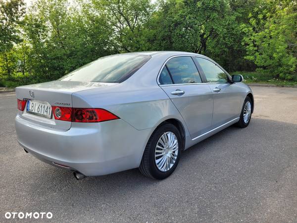 Honda Accord 2.4 Executive - 8