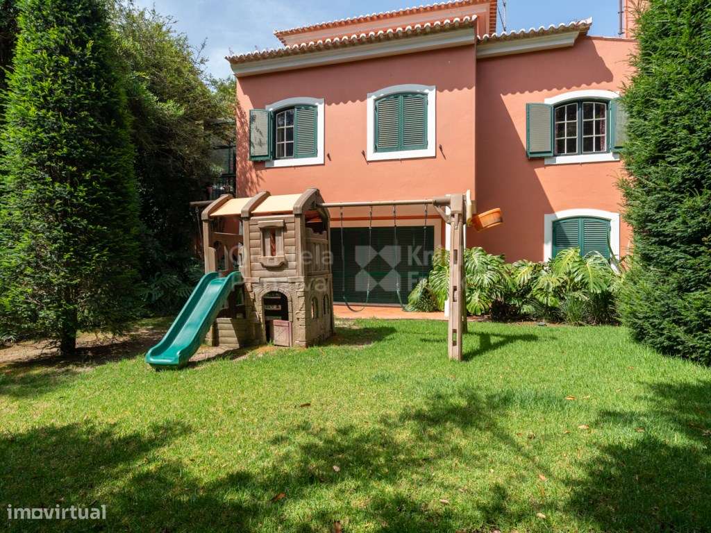 Moradia T5 com terraço e jardim em Birre - Grande imagem: 5/47