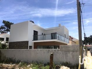 Venda - Casa / Villa - T3 - Charneca De Caparica E Sobreda