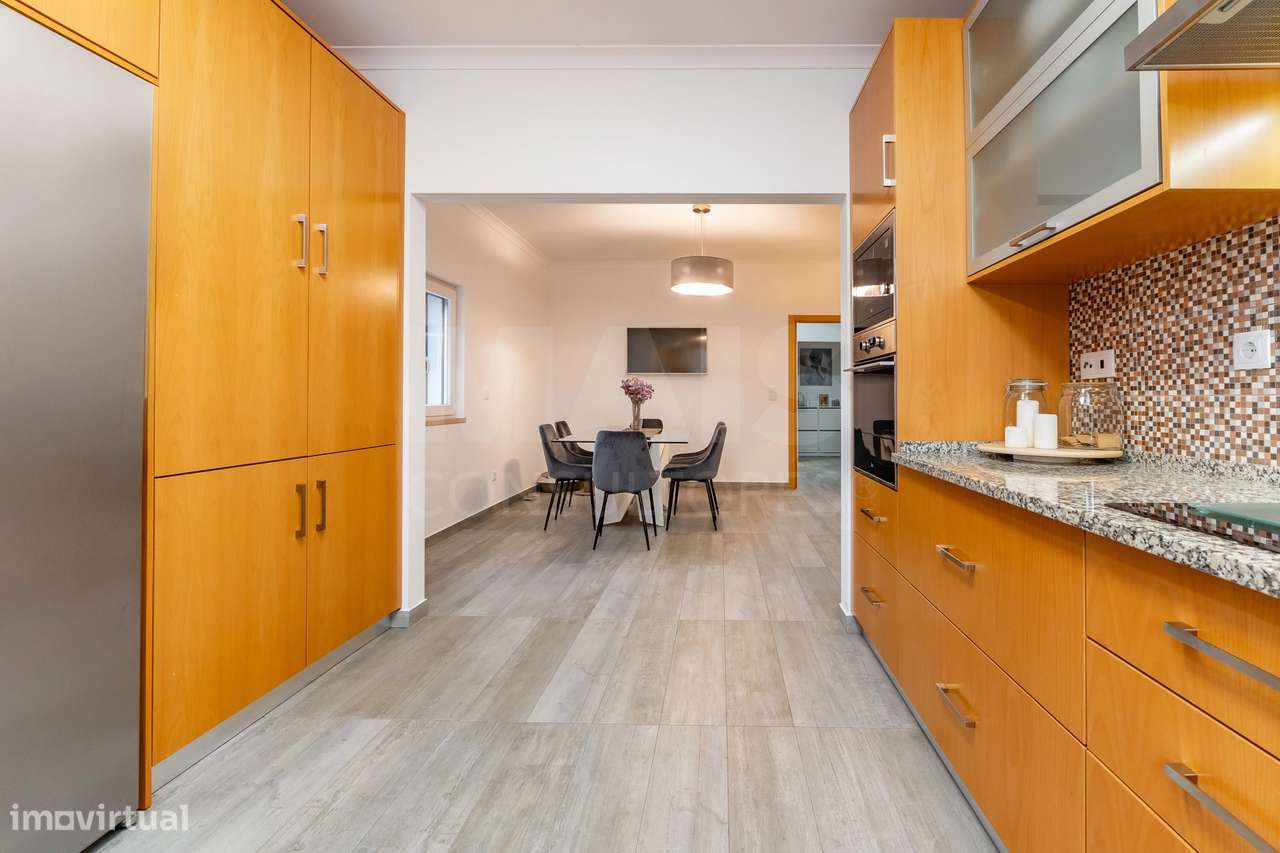 Moradia T3 semi-nova, estilo contemporâneo em Marinhais - Grande imagem: 5/32