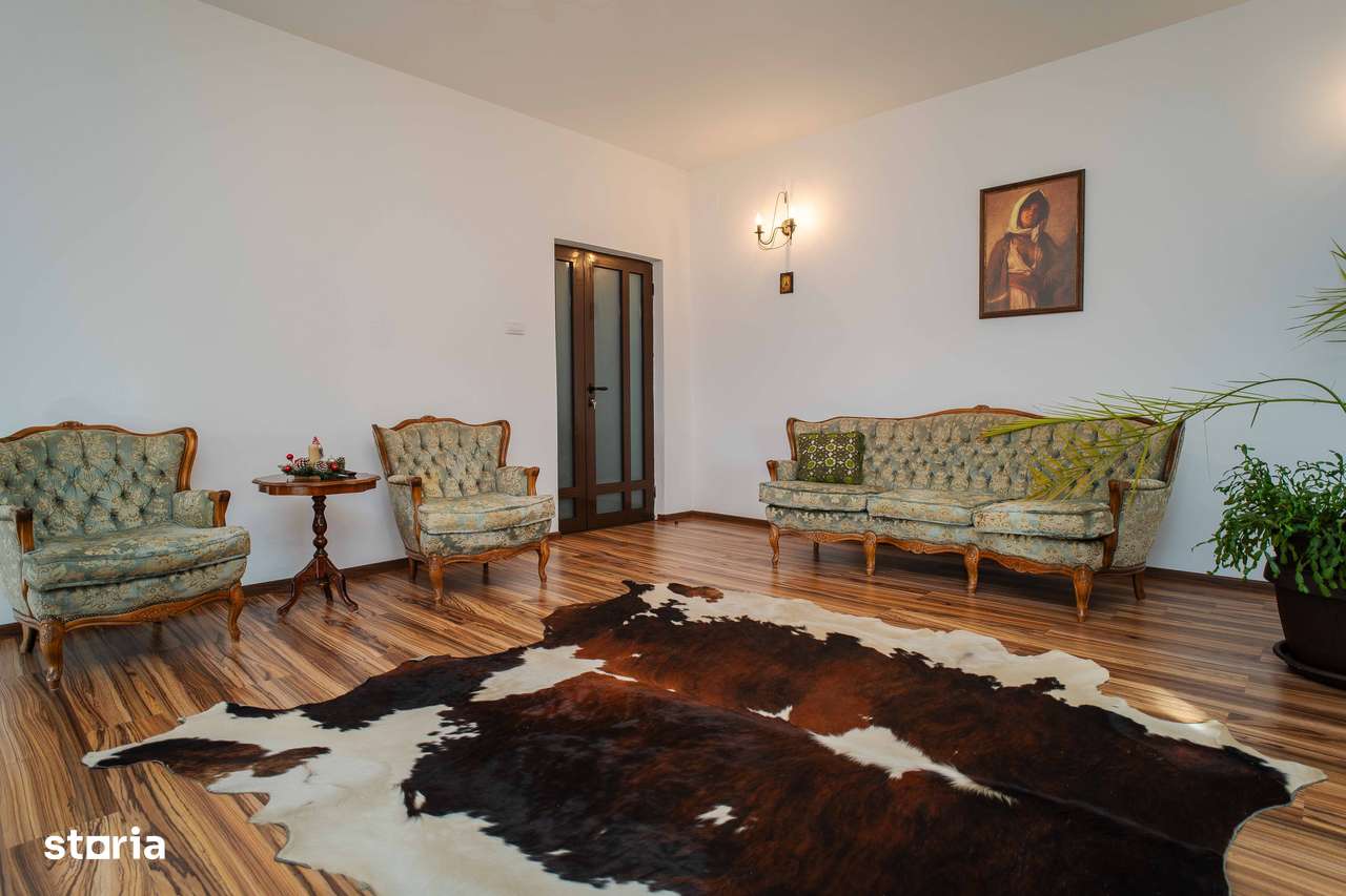 Villa Zona Bucium-Plopii Fara Sot ( pretabila si comercial) - Imagine principală: 4/17