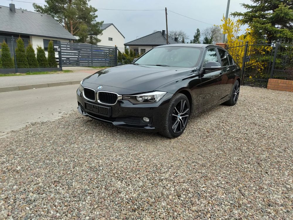 BMW 3 Series F30/F31 318d Sport Line 2014