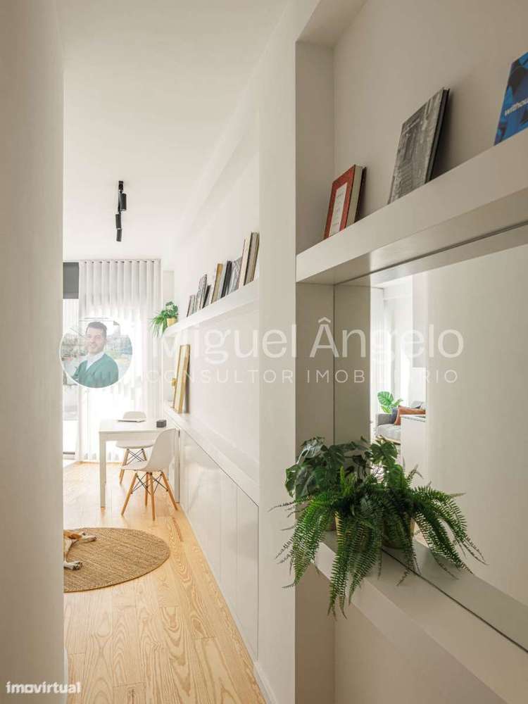 Apartamento T1 R/C moderno com terraço no coração do Porto - Grande imagem: 2/12