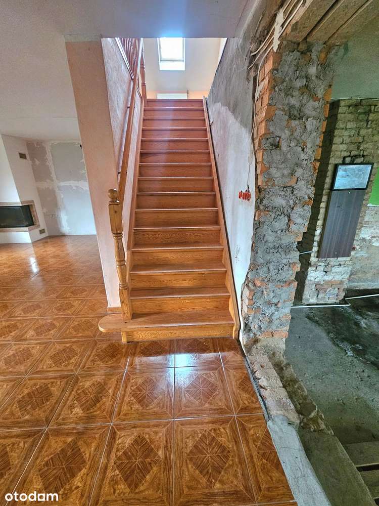 Dom 200m2 na wielkiej działce-świetna lokalizacja,jeszcze lepsza cena!-9