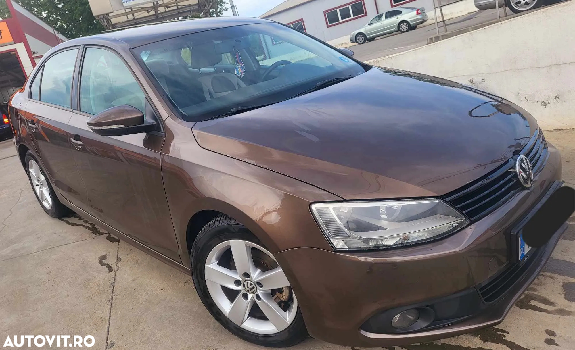 Volkswagen Jetta 1.6 TDI Blue Motion Technology Life - 5