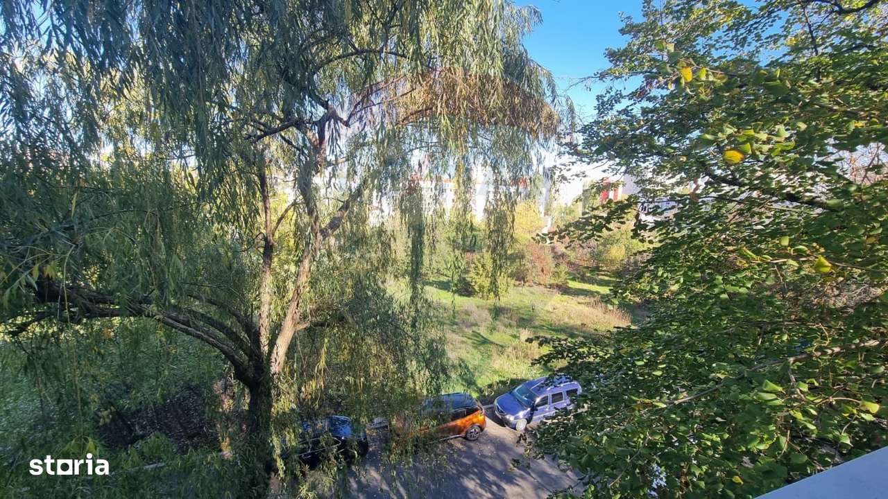 Apartament 3 camere Metrou / Parc Titan - Aleea Solidarităţii-0