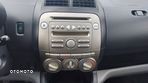 Daihatsu Sirion 1.0 - 15