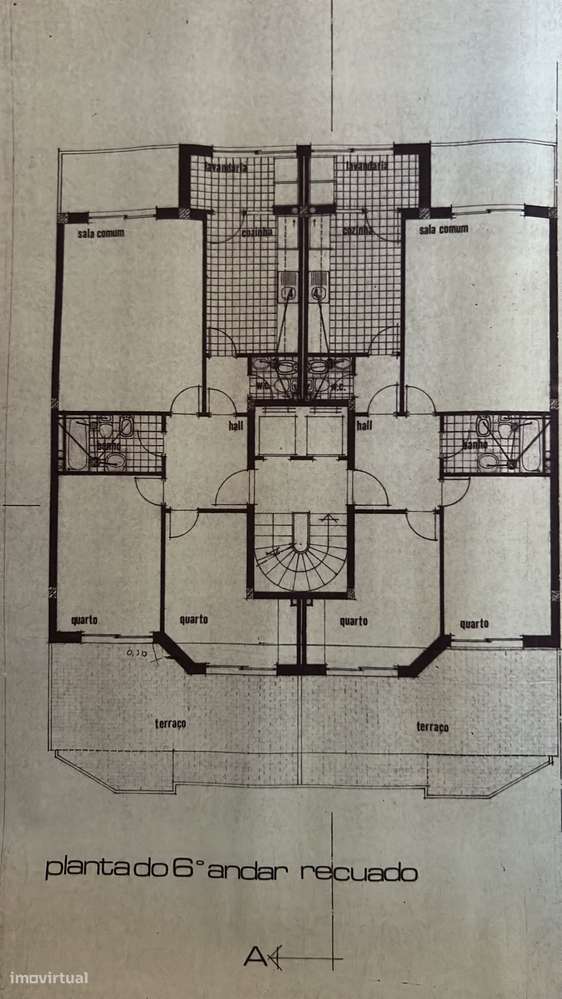 Vende-se apartamento T2 com terraço-17