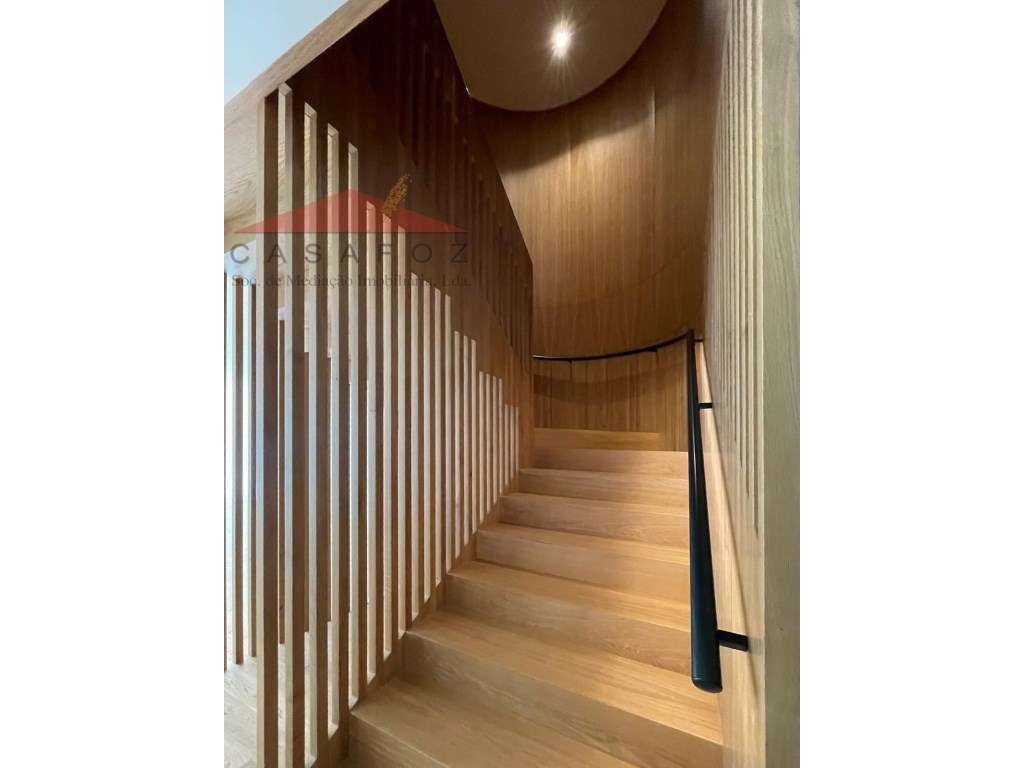 Venda Apartamento T3 Duplex Novo em Nevogilde-10