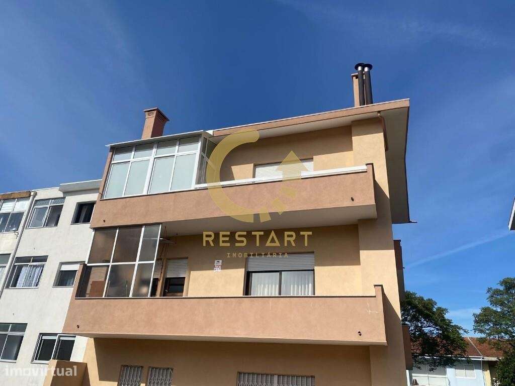 T3 em Águas Santas com 3 frentes, totalmente renovado com muita lumino-32