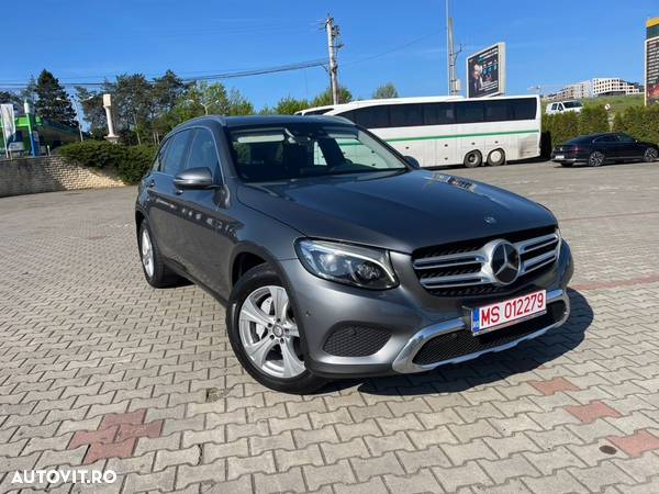 Mercedes-Benz GLC 220 d 4Matic 9G-TRONIC Exclusive - 38