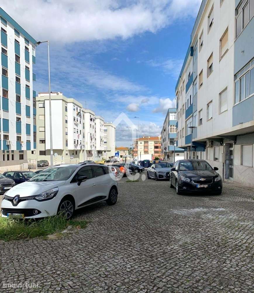 T2 em fase de remodelação, perto da Baía Seixal-28