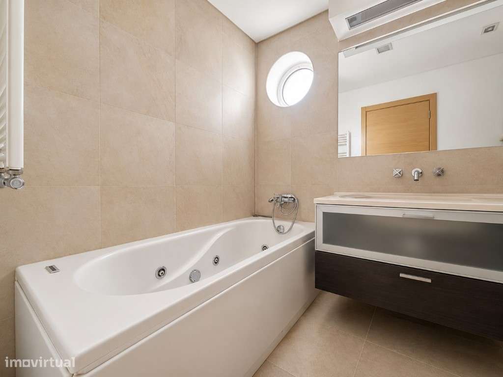 T2 na Quinta da Beloura | 2 Suítes | Garagem | Piscina | Elevador-22