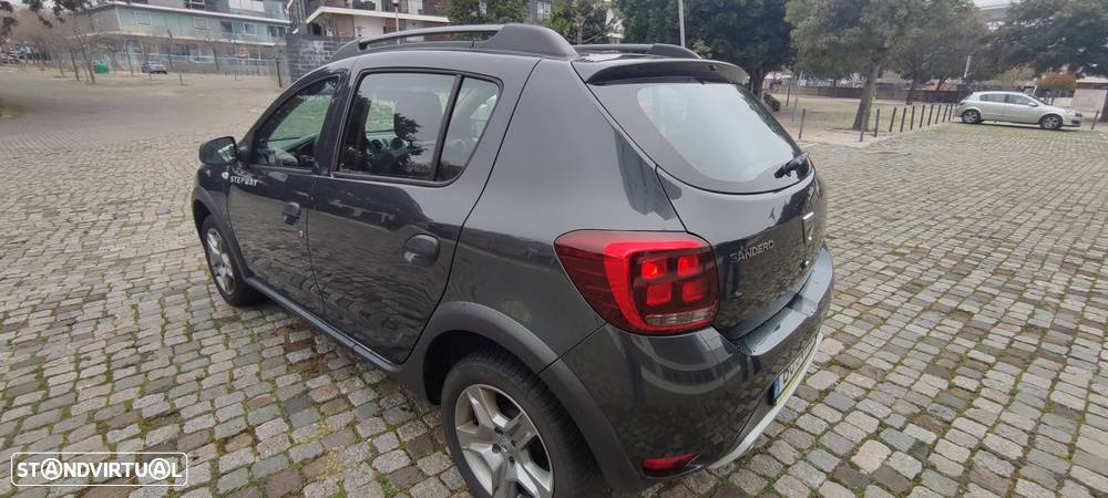 Dacia Sandero Stepway TCe 90 (S&S) Celebration - 5