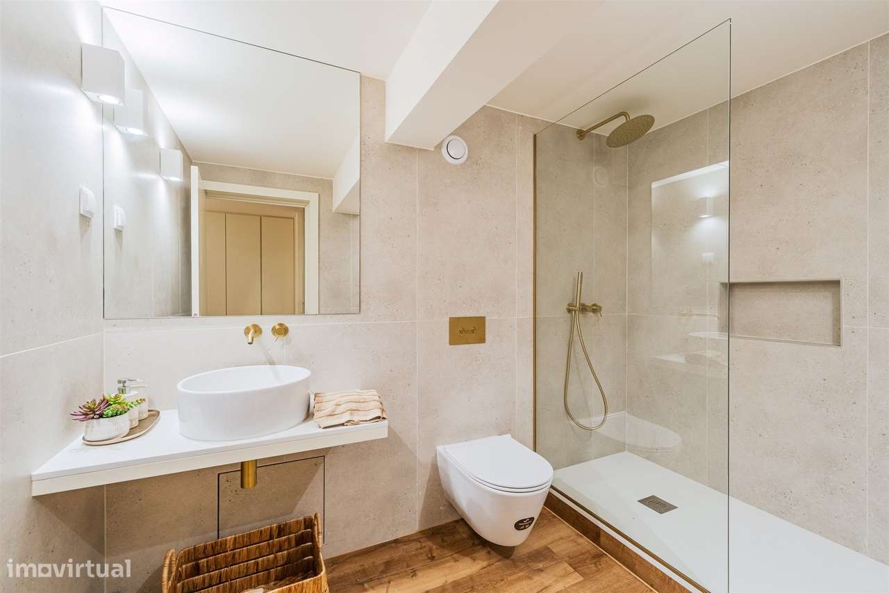 T1+2 | Remodelado e decorado com Jardim | Metro Campo 24 de Agosto | P-30