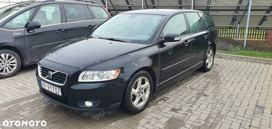 Volvo V50 D2 - 9