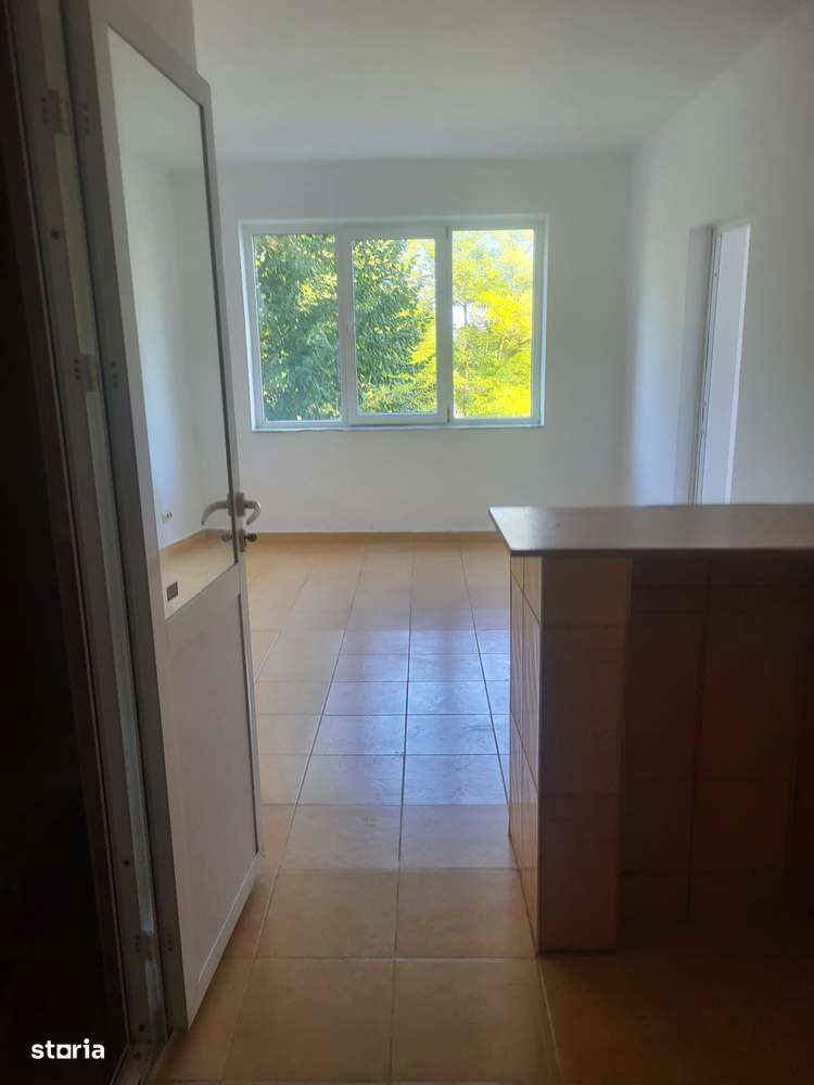 Mangalia 2 camere Saturn de vanzare-5