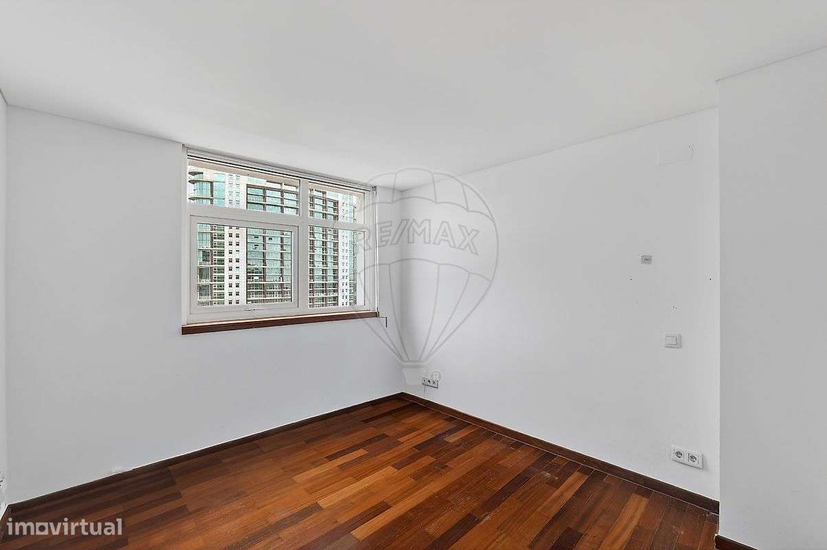 Apartamento T2 para arrendamento - Grande imagem: 4/17