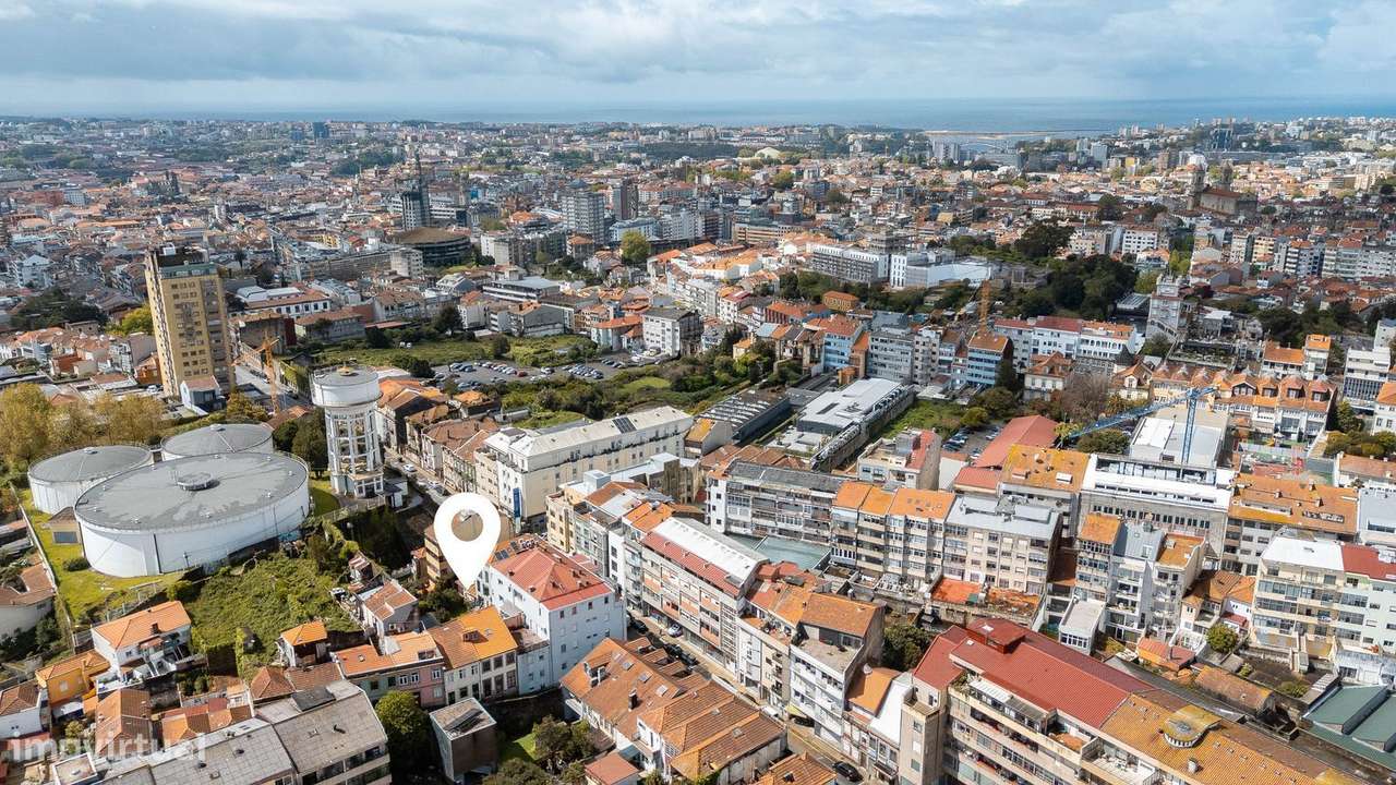Andar Moradia T4 Duplex para Renovar | Rua da Alegria no Porto |...-23