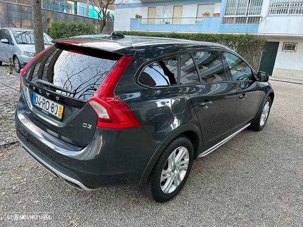 Volvo V60 Cross Country 2.0 D3 Geartronic - 5