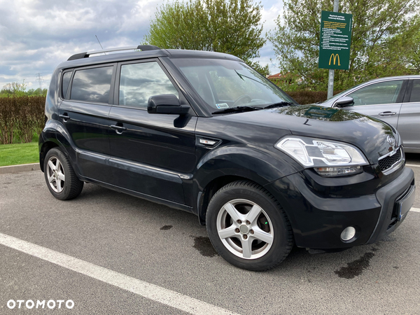 Kia Soul 1.6 CRDi L - 10