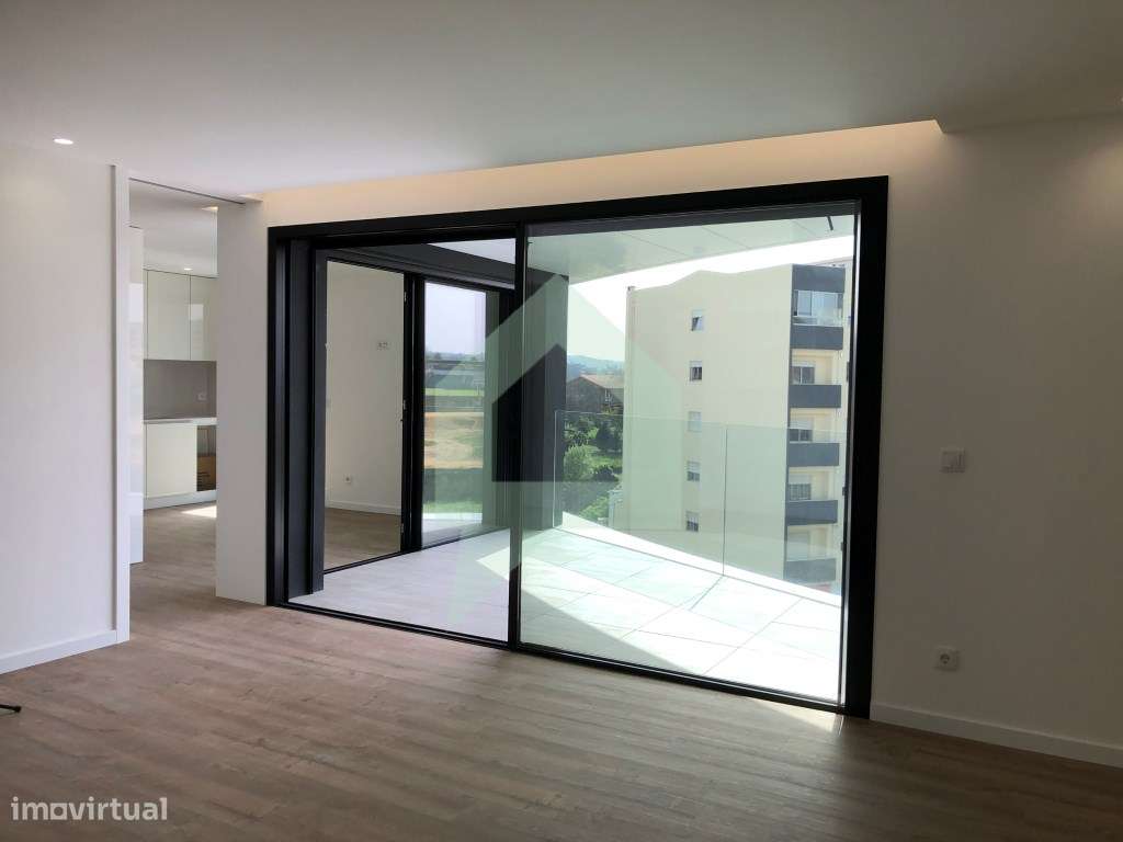 Apartamento T3, como novo, em Barcelos. - Grande imagem: 2/17
