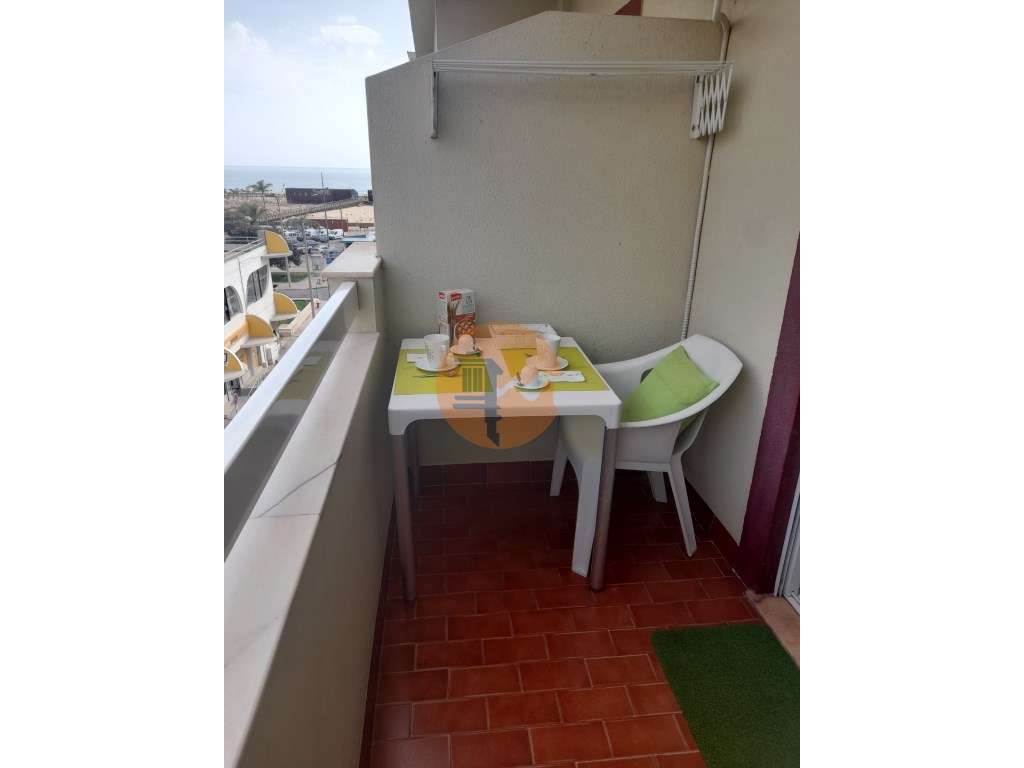 Apartamento T1 com vista mar para arrendamento de Outubro a Maio - Grande imagem: 4/11
