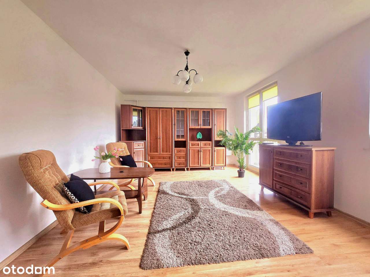 Bezczynszowe - 2-pokojowe - garaż- ogródek- pomieszczenia gospodarcze-2